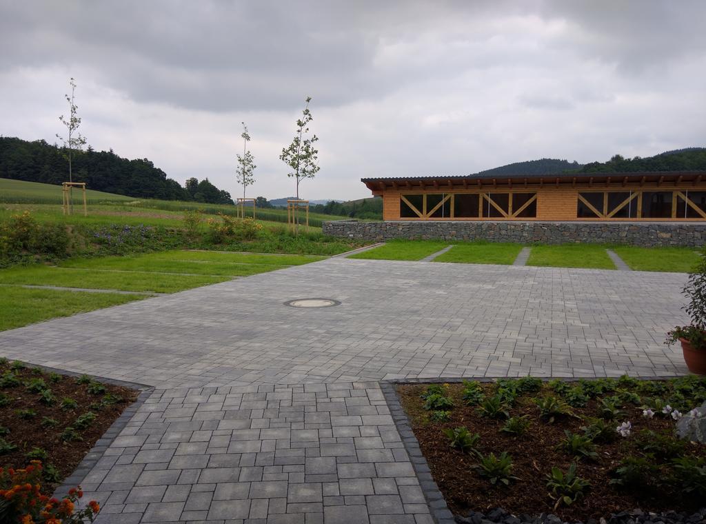 Hotel Zur-Borke Neuenrade Экстерьер фото
